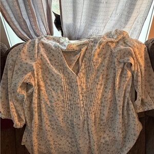 Violet & Claire Blue Floral Blouse